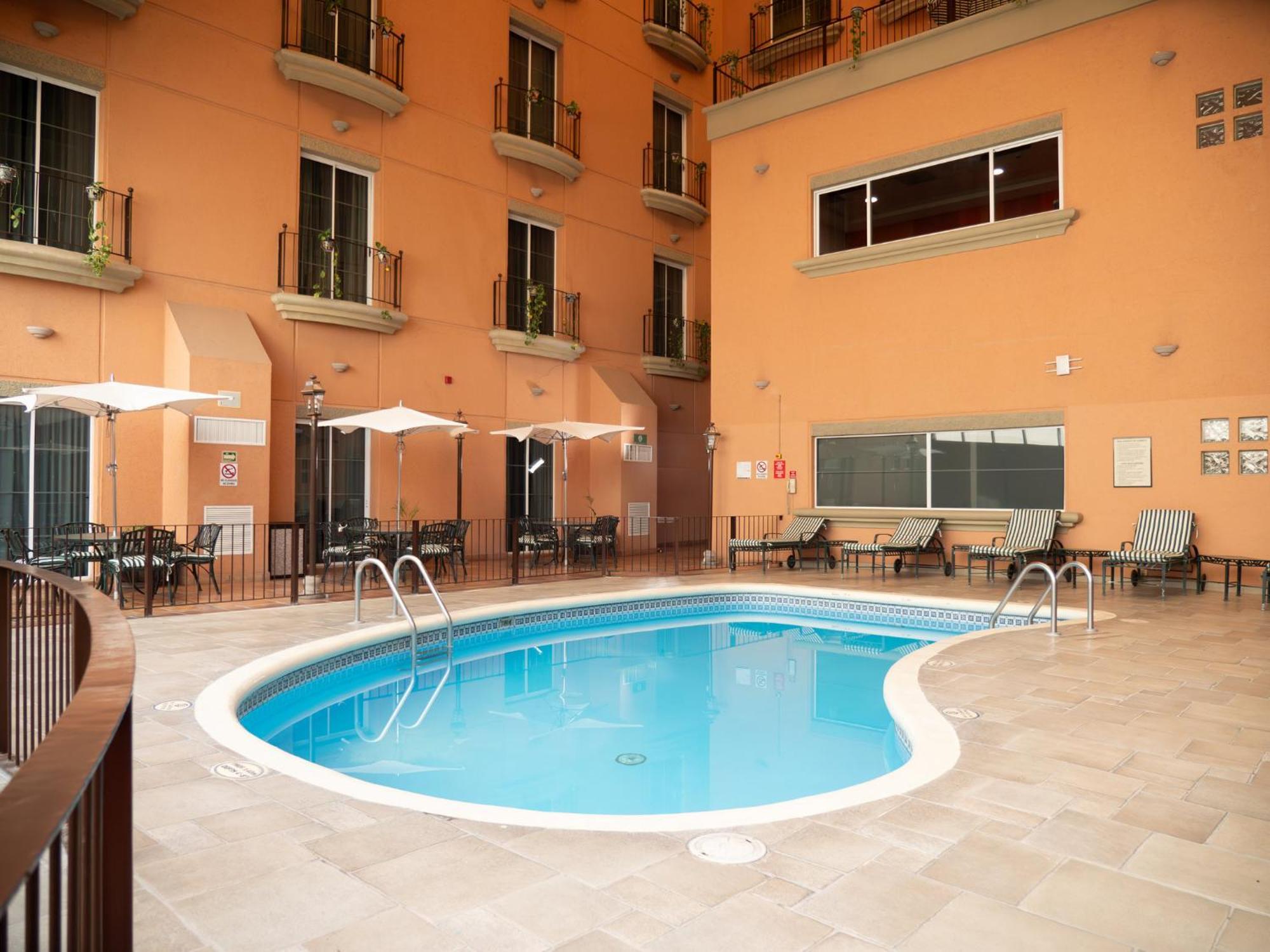 Holiday Inn Express Silao-Aeropuerto Bajio By Ihg Экстерьер фото