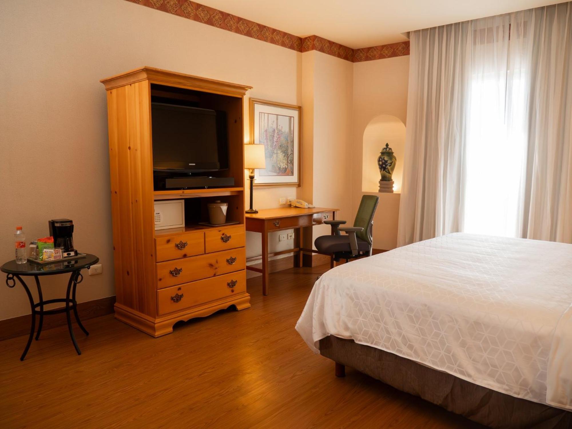 Holiday Inn Express Silao-Aeropuerto Bajio By Ihg Экстерьер фото